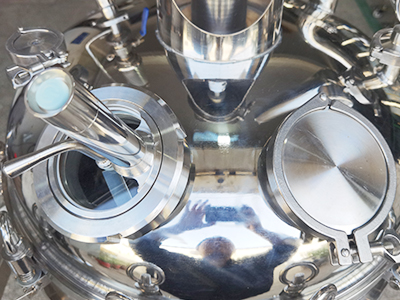 100L 대형 산업용 자켓 스테인레스 스틸 반응기 detail - 다중 입 반응 주전자 커버, 주전자 입 수를 맞춤 설정할 수 있으며 큰 입 디자인으로 청소가 쉽습니다.