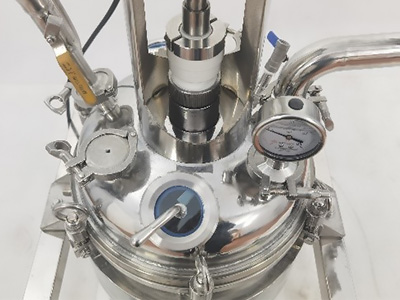 10L 재킷 스테인레스 스틸 화학 반응기 detail - 다중 입 반응 주전자 커버, 주전자 입 수를 맞춤 설정할 수 있으며 큰 입 디자인으로 청소가 쉽습니다.