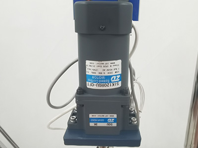 2L 소형 자켓 스테인레스 스틸 반응기 detail - 인버터 속도 조절 모터, 일정한 속도, 브러시 없음, 불꽃이 없고 안전하고 안정적이며 지속적으로 작동할 수 있습니다.