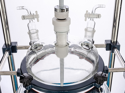 50L 100L 유리 액체 분리기 detail - 교반 시스템은 세라믹 베어링과 기계적 밀봉을 채택하여 교반 막대가 마모되고 부서지는 것을 방지하고 고온 저항, 내마모성 및 우수한 밀봉 효과를 방지합니다.