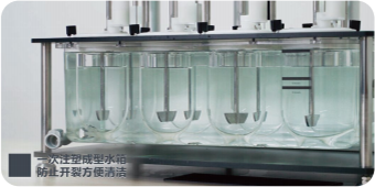 샘플링 시스템을 갖춘 8컵 약물 용해 장치 detail - 수조 상자, 빠른 연결 피팅이 있는 수조, 퀵 연결 피팅 및 순환수의 완전한 배수를 가능하게 하는 둥근 수조 디자인은 기구 세척 시간을 절약하고 기존 수조의 이음새에서 먼지와 박테리아 성장을 방지합니다.