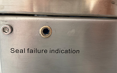 에탄올 알코올 추출 원심 분리기 시스템 detail - 누출 표시가 있는 4층 실리콘 씰, 간편한 교체를 위한 새로운 구조.