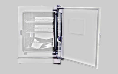 LCD 터치스크린을 가진 LDH 시리즈 정밀도 항온 부화기 detail - 안전 유리 관찰 창