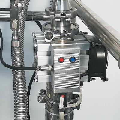 에센셜 오일 증류를 위한 스테인리스 스틸 분자 증류 공장 detail - 확산 펌프는 진공도를 0.1Pa로 향상시킬 수 있습니다.